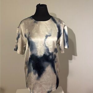 H&M Blue and White Tie-Dye Short Sleeve Tee